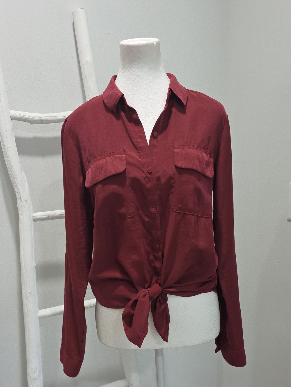 Long-Sleeve Button-Up Shirt - Burgundy